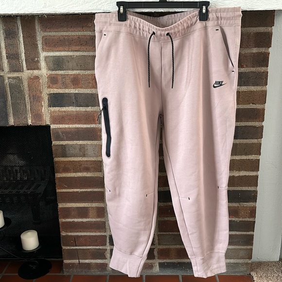 Women’s Nike Tech Jogger Pants, XXL, Diffused Taupe/ Black - Picture 1 of 11